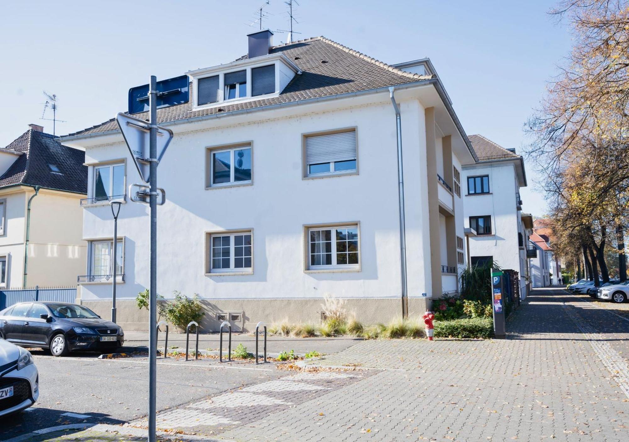 Charmant Appartement Avec Terrasse Dans Villa Strasbourg Exterior foto